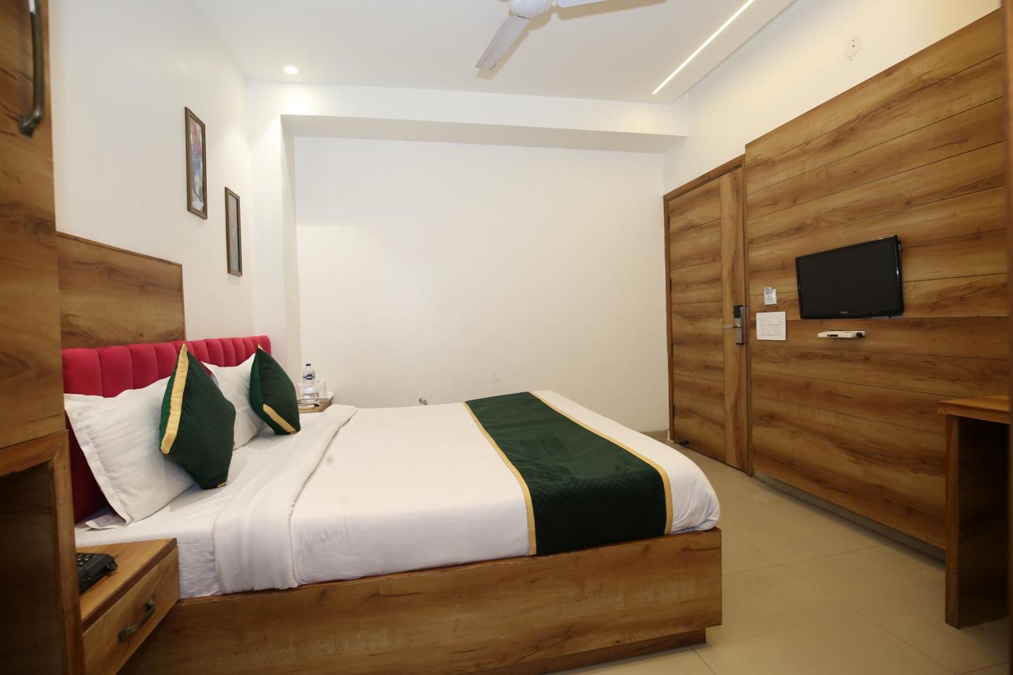 Hotel Rv Regency Amritsar Zewnętrze zdjęcie