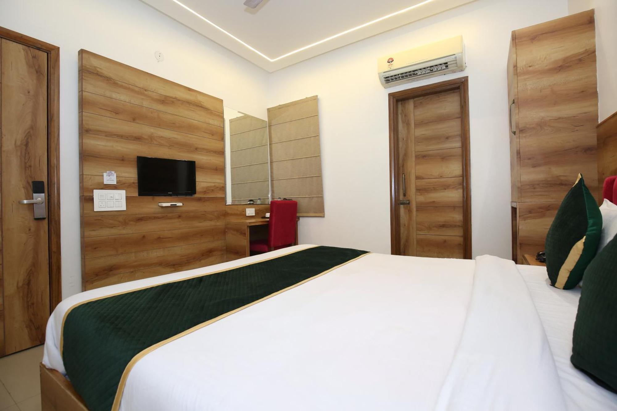 Hotel Rv Regency Amritsar Zewnętrze zdjęcie