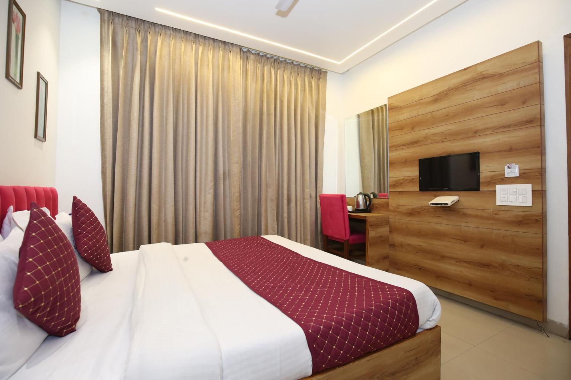 Hotel Rv Regency Amritsar Zewnętrze zdjęcie