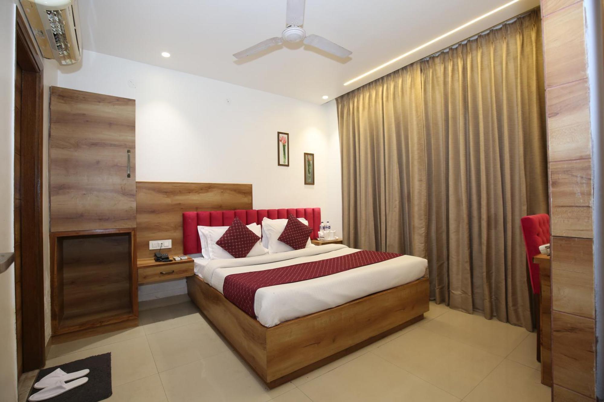 Hotel Rv Regency Amritsar Zewnętrze zdjęcie