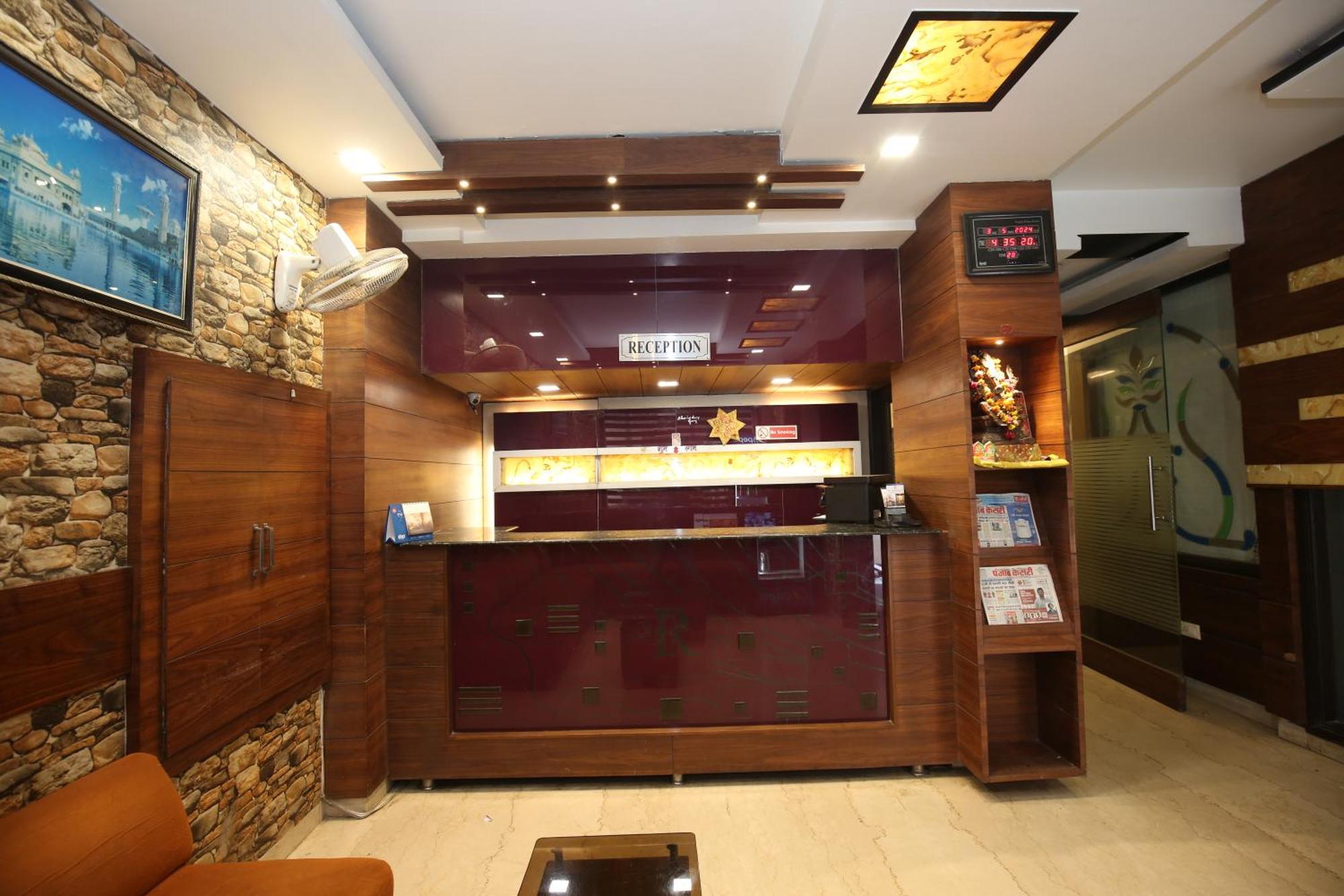 Hotel Rv Regency Amritsar Zewnętrze zdjęcie