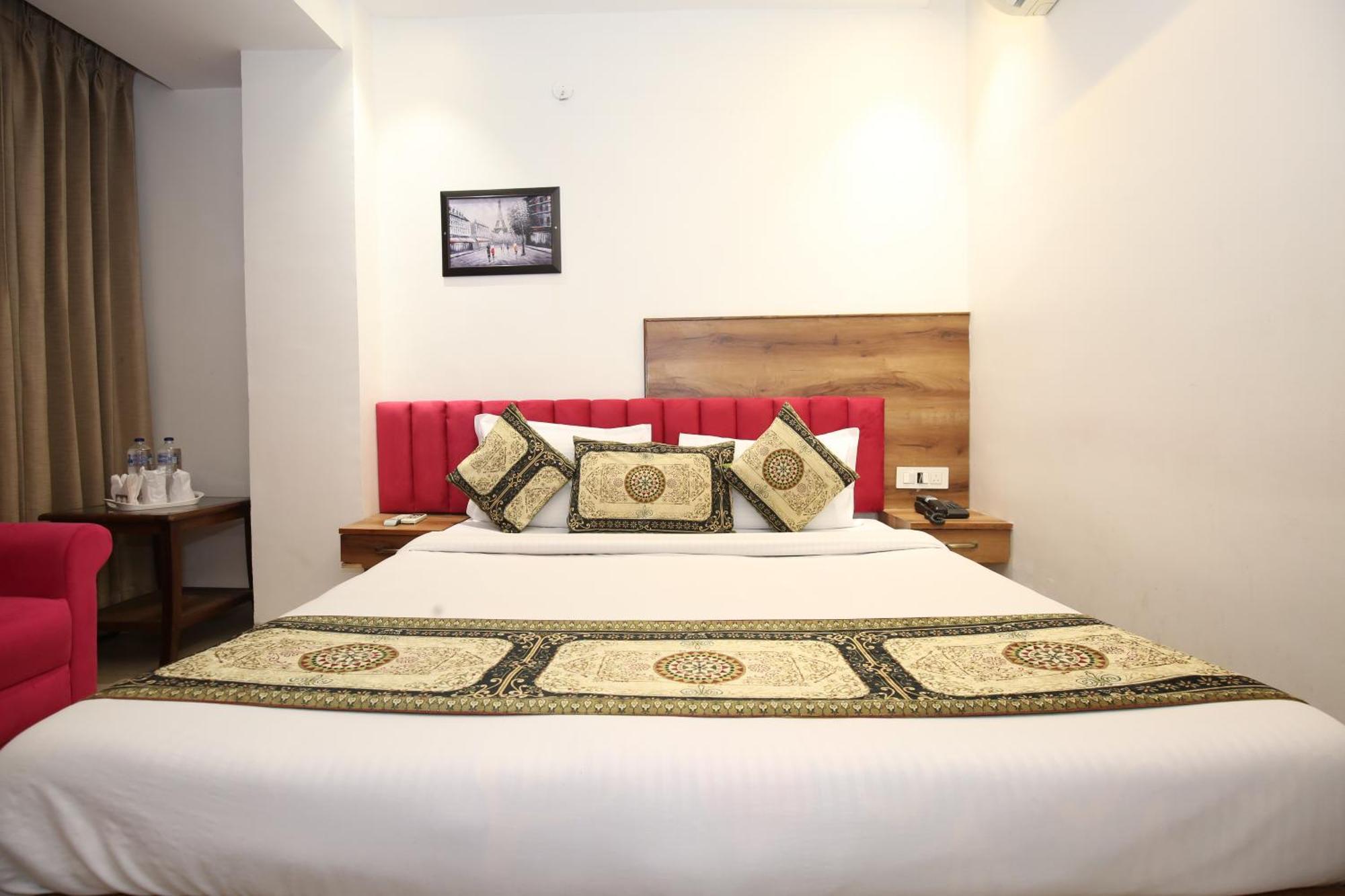 Hotel Rv Regency Amritsar Zewnętrze zdjęcie